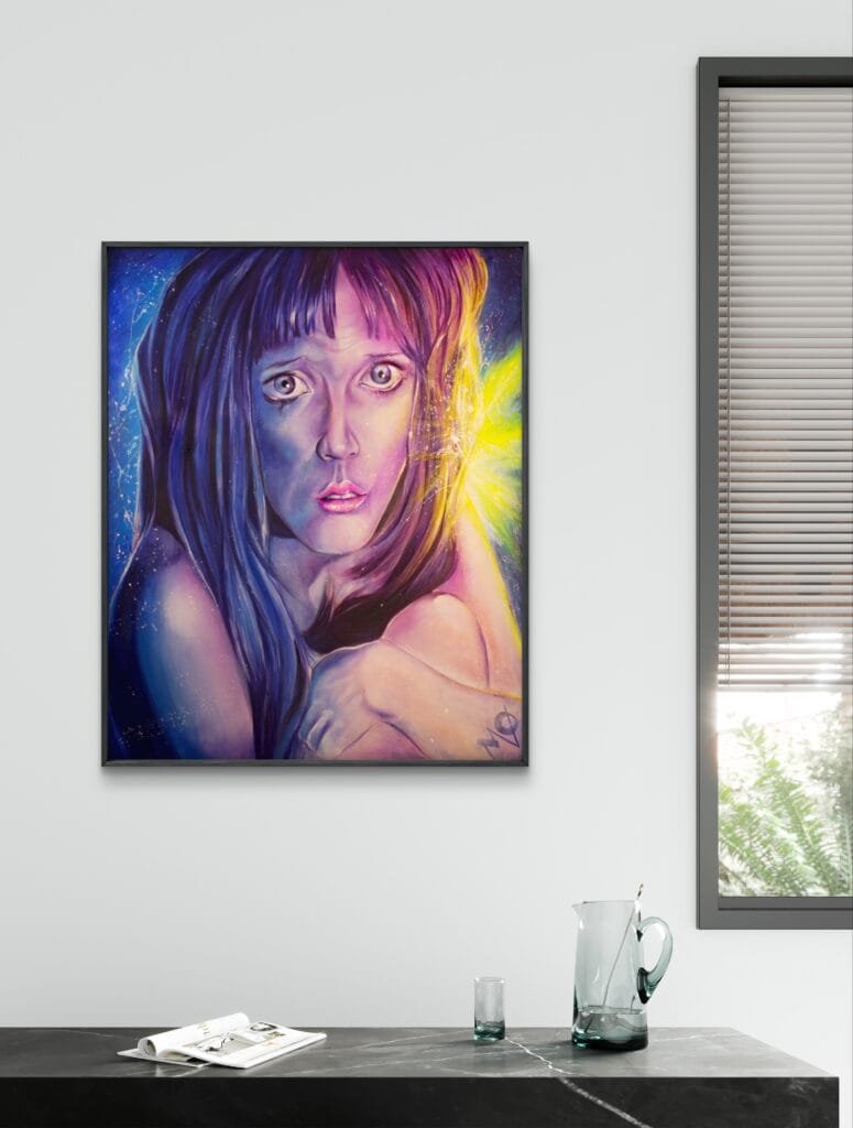 Toile Seule accrochée dans un salon moderne