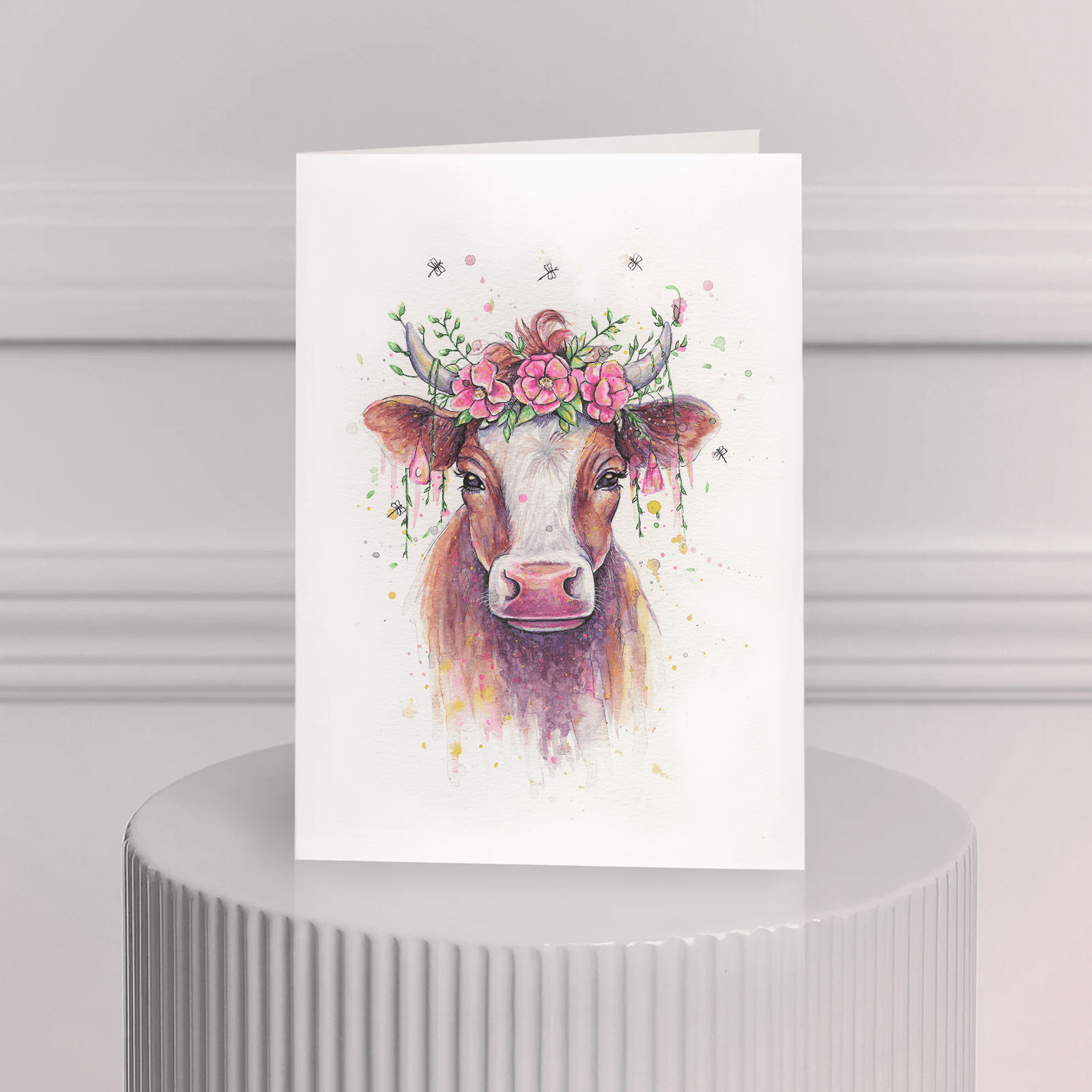 Carte de souhait aquarelle – vache fleurie